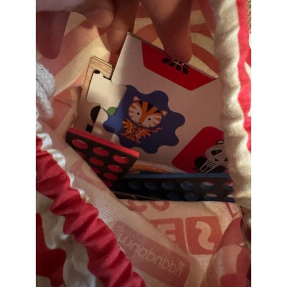 Mudpuppy Games to Go - Picture 6 of 7